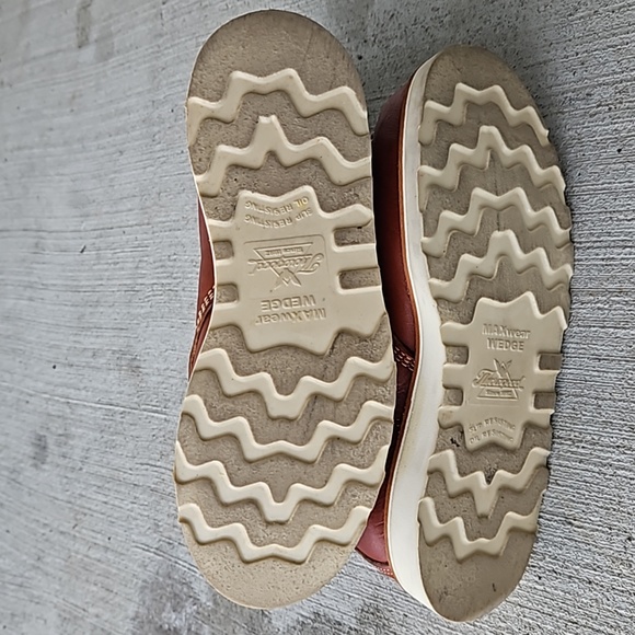 Thorogood Composite Toe American Made Moc Boots - Picture 6 of 9